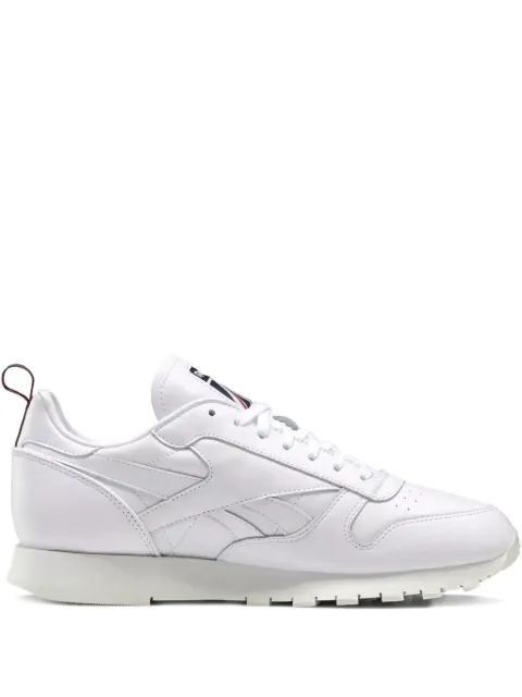 Reebok CL "White/Vector Navy" sneakers White FW7796
