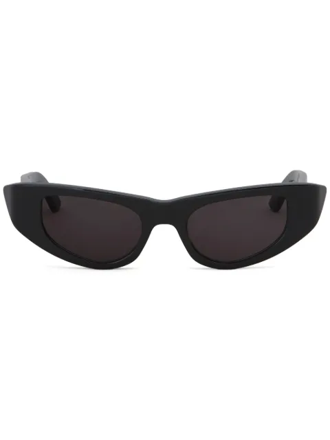 Marni Eyewear cat eye-frame tinted sunglasses Black EWME0065A0H3800