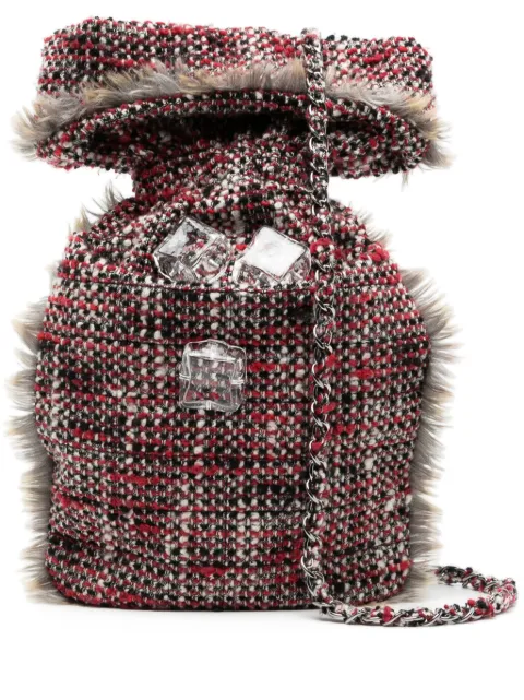 CHANEL Pre-Owned 2010 hot-water-bottle tweed crossbody bag Multicolour CSCA0722CHABOT