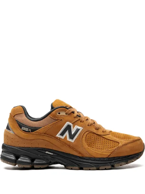 New Balance 2002 logo-patch sneakers Brown M2002REI