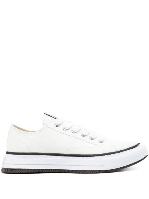 Maison MIHARA YASUHIRO Yucca pointed-toe sneakers White B12FW702