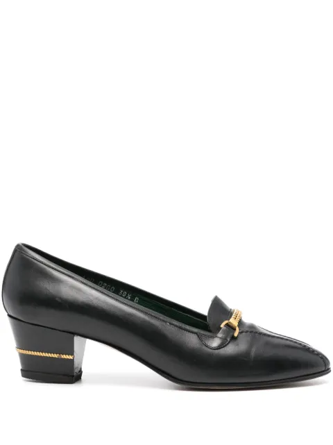 Gucci Pre-Owned 1980s chain-link leather pumps Black GUC390MNC