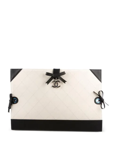CHANEL Pre-Owned 2014 mini CC diamond-quilted clutch bag Neutrals CHANELBWPORTFOLIO