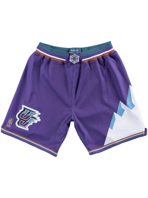 Mitchell & Ness "NBA Utah Jazz 96-97" authentic shorts Purple ASHRLG18052UJAPURP96