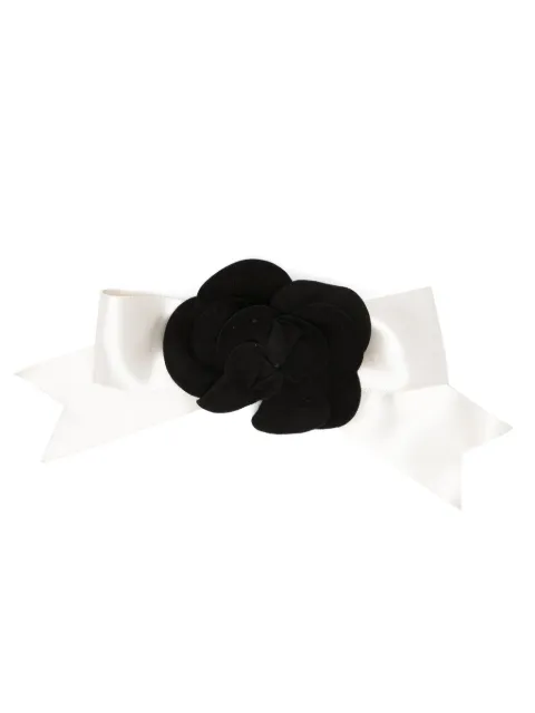 CHANEL Pre-Owned 2000s camellia silk bow hairpin Black CHNL1200XX