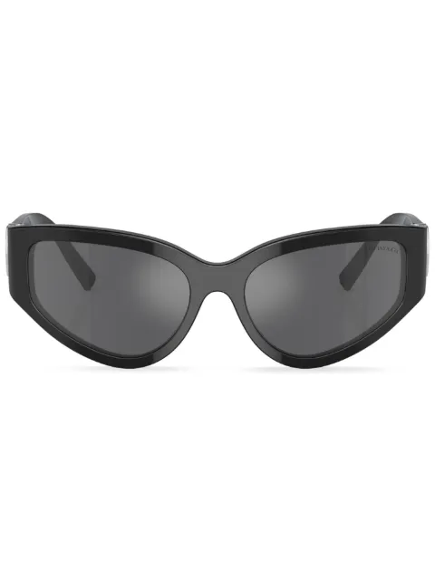 Tiffany & Co Eyewear Heart-plaque oval-frame sunglasses Black TF421780016G