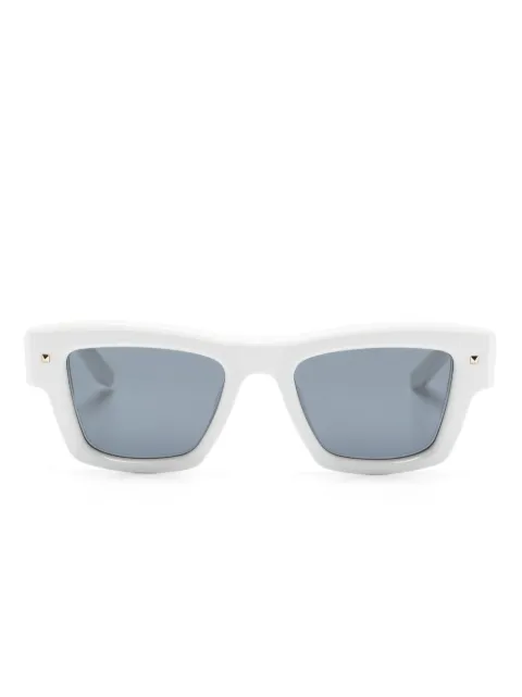 VALENTINO GARAVANI EYEWEAR logo-plaque tinted sunglasses White VLS106C