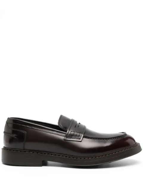 Doucal's high-shine leather loafers Red DU2726BRUXUF007TL01