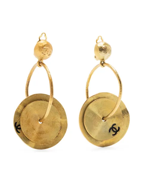 CHANEL Pre-Owned 1994 CC dangle clip-on earrings Gold ER94A