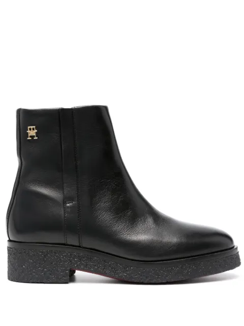 Tommy Hilfiger logo-plaque leather ankle boots Black FW0FW07437