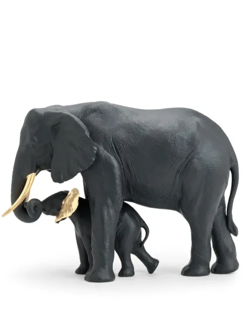 Lladró Leading the Way matte porcelain sculpture (27cm x 29cm) Black 1009581