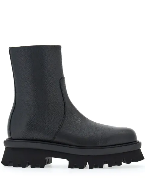 Ferragamo round-toe leather ankle boots Black 763853