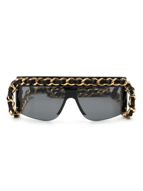 CHANEL Pre-Owned 1990-2000s leather-and-chain trimmed shield sunglasses Black 002790