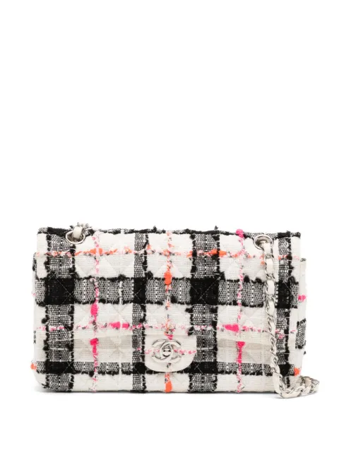 CHANEL Pre-Owned tweed Double Flap shoulder bag White DPVCCHATWEEFLA7123