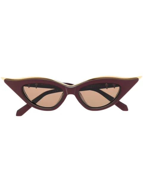 VALENTINO GARAVANI EYEWEAR cat-eye tinted sunglasses Red VLS114B