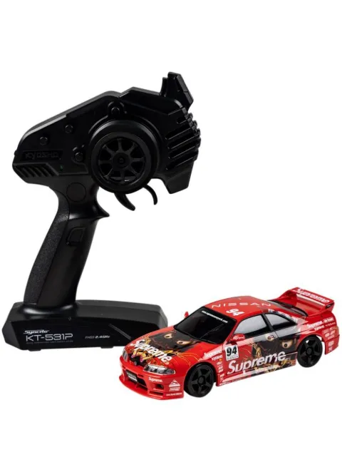 Supreme x Kyosho Mini-Z Nissan Skyline Nismo R33 RC Readyset Red SU12542
