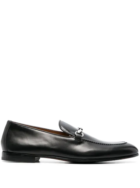 Doucal's almond-toe leather loafers Black DU1939PANAUF159NN00