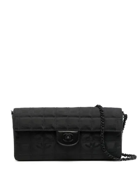 CHANEL Pre-Owned 2002 Travel Choco Bar East West shoulder bag Black 7729562