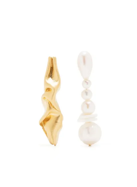 Completedworks "Notsobig" Crumple drop earrings Gold R2122