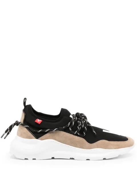Ports V low-top lace-up sneakers Black VD8ZSN01