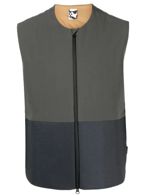 GR10K zip-up collarless gilet Grey AW22GR3B5SCAG