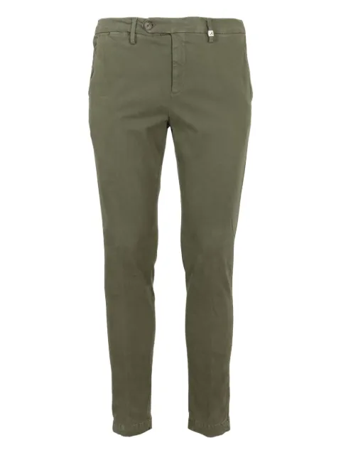 Myths slim-fit chinos Green 22WM29L80