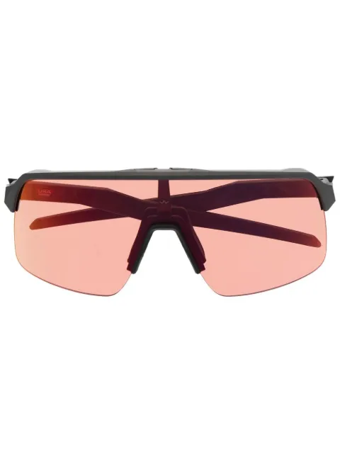 Oakley logo-plaque tinted-lens sunglasses Black OO9463946304