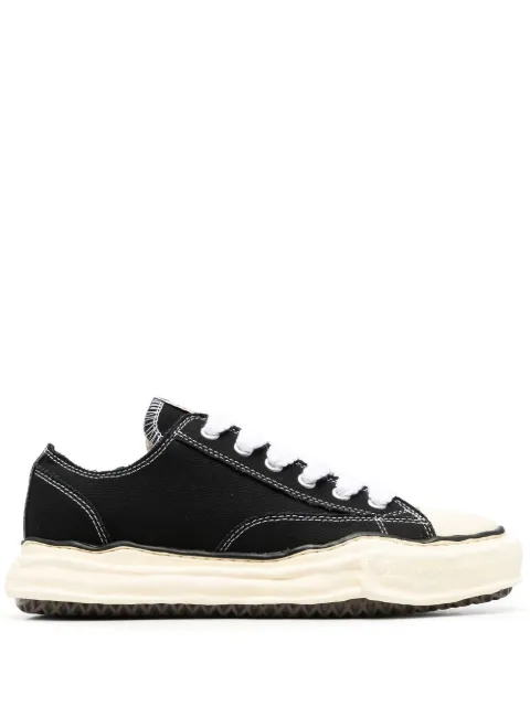 Maison MIHARA YASUHIRO logo-patch lace-up sneakers Black A09FW733