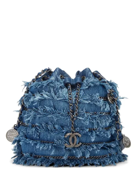 CHANEL Pre-Owned 2015 Rare Cruise fringe drawstring bucket bag Blue ChanelDrawstringBucketFringeDenimBag