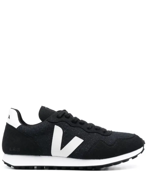 VEJA logo-patch low-top sneakers Blue RR0401971