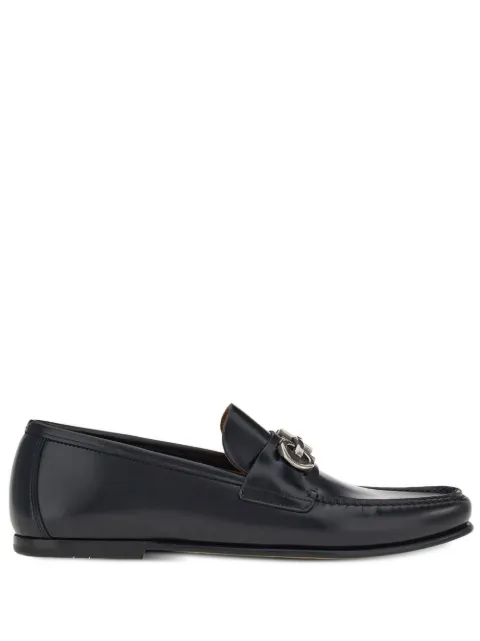 Ferragamo Gancini-buckle loafers Black 758400