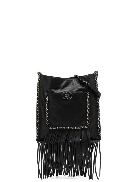 CHANEL Pre-Owned diamond-quilted CC fringed shoulder bag Black DPHE0722CHABA