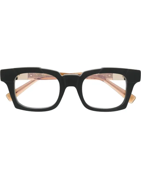 Kuboraum logo embossed glasses Black KRO0S3BM000000OPBM