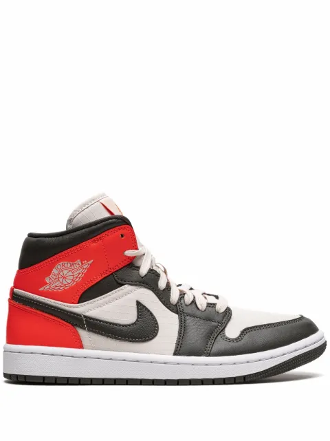 Jordan Air Jordan 1 Mid SE "Newsprint" sneakers Black DQ6078