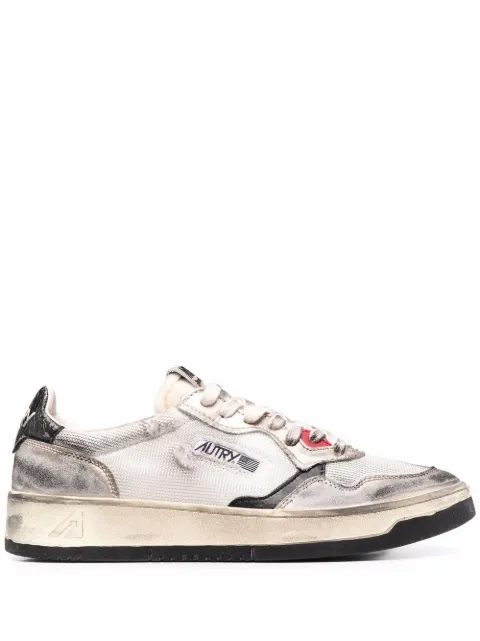 Autry Super Vintage Medalist low-top sneakers White AVLMMS09