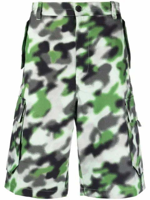 Kenzo camouflage print cargo shorts Green FC55SH2349T4