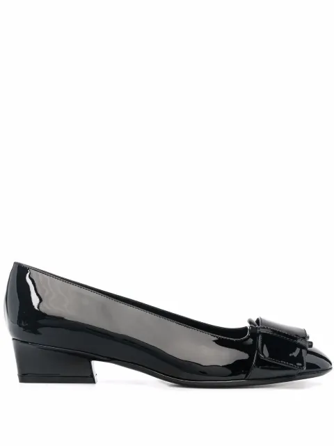 Ferragamo buckle-detail pumps Black 751004
