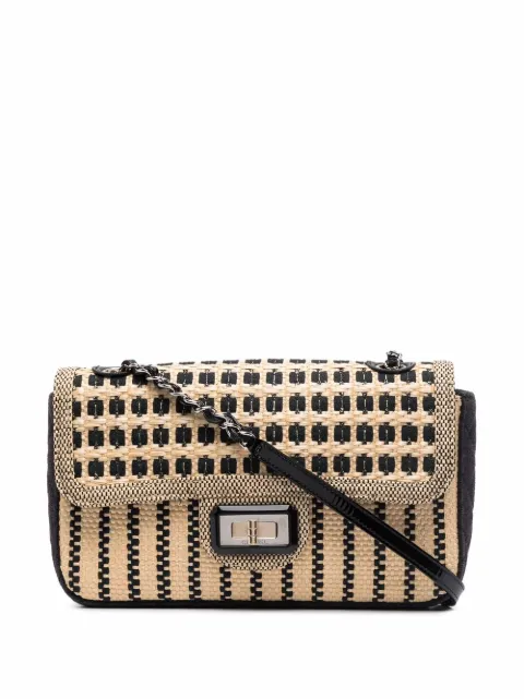 CHANEL Pre-Owned 2011 raffia shoulder bag Neutrals CHA6000W