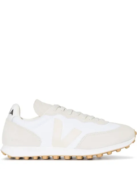 VEJA logo-patch lace-up sneakers White RB0102382WHITEPIERRENATURAL
