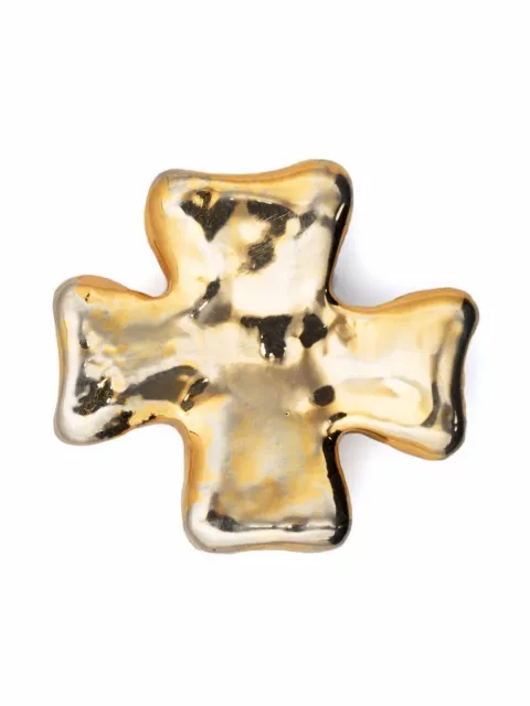 Christian Lacroix Pre-Owned 1980s cross motif brooch Gold 131043