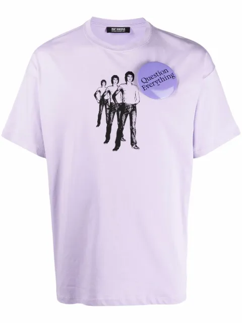 Raf Simons Question Everything badge-detail T-shirt Purple 211M12219001