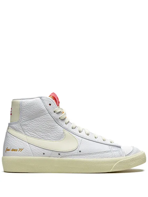 Nike Blazer Mid '77 VNTG EMB "Popcorn" sneakers White CW6421
