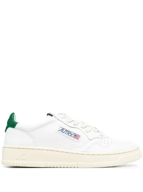 Autry Medalist low sneakers White AULWLL20