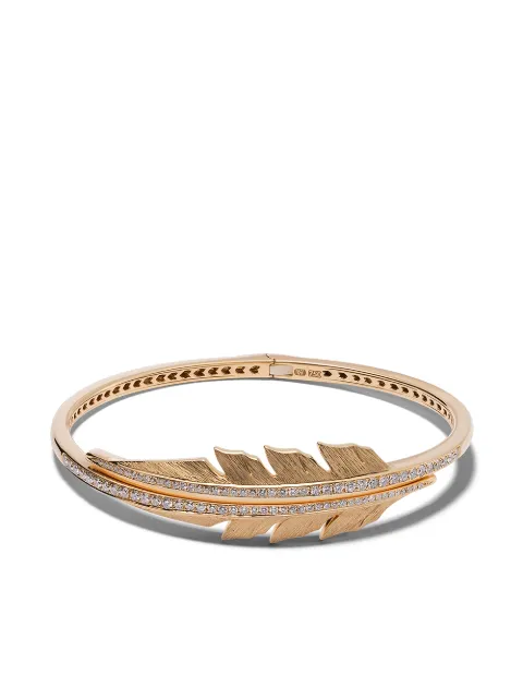 Stephen Webster 18kt yellow gold Magnipheasant pavé diamond open feather bangle Gold WB0320