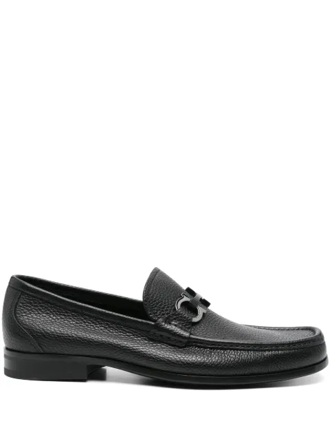 Ferragamo Gancini buckle loafers Black 642848
