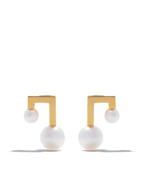 TASAKI 18kt yellow gold Balance Note Collection Line Akoya pearl stud earrings Gold E3980Y