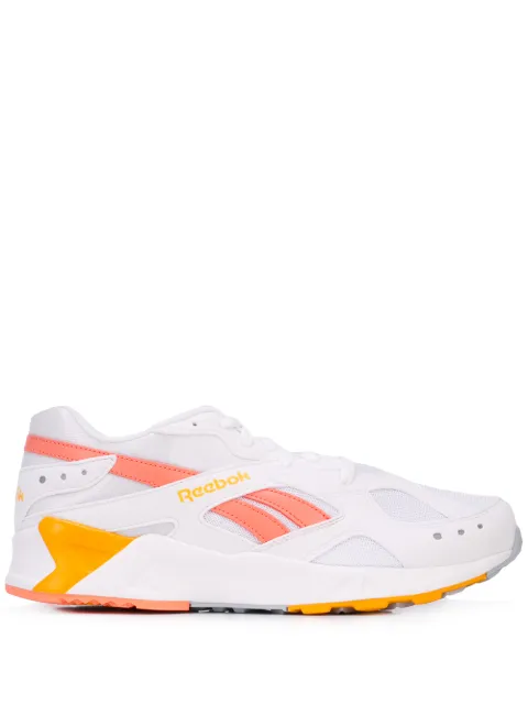 Reebok contrast logo sneakers White DV4276