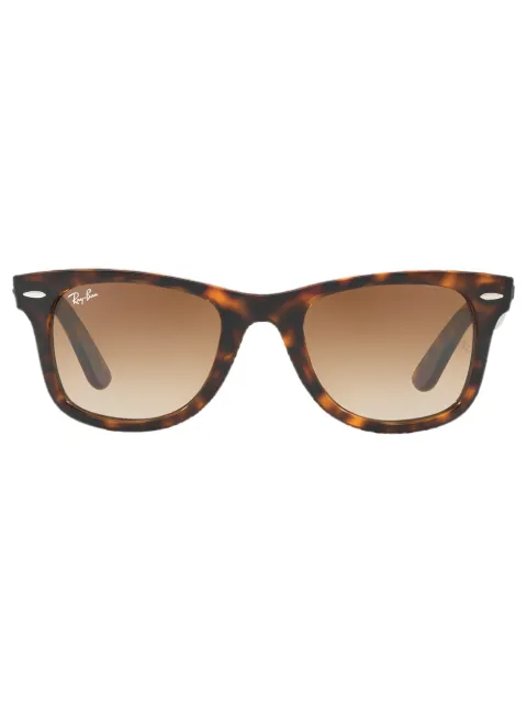 Ray-Ban Wayfarer Ease sunglasses Brown 0RB434071051